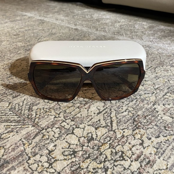 Valentino Glasses - Picture 6 of 7